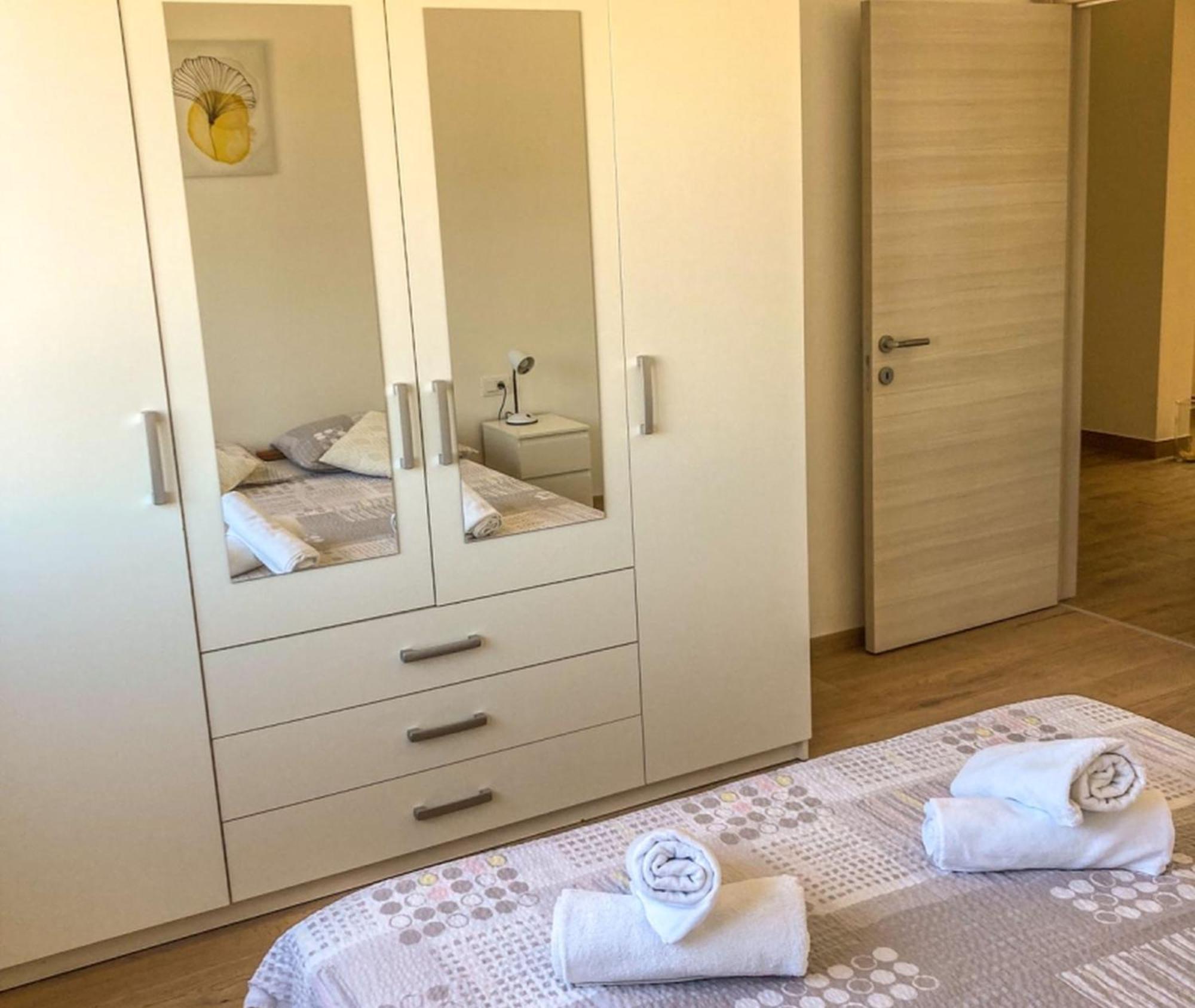 Apartment Mare พูลา ภายนอก รูปภาพ